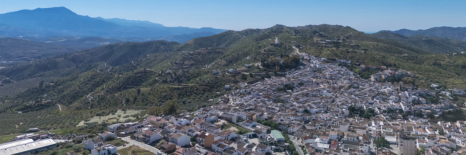 An aerial photograph of Colmenar looking to the west, taken by Jason Elliott for the eastofmalaga.com website.