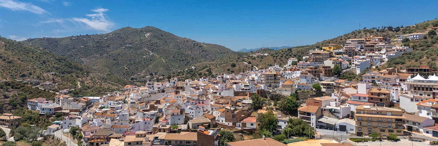 An aerial photograph of the town of Arenas in the Axarquía region of Málaga, taken by Jason Elliott for the eastofmalaga.com website.