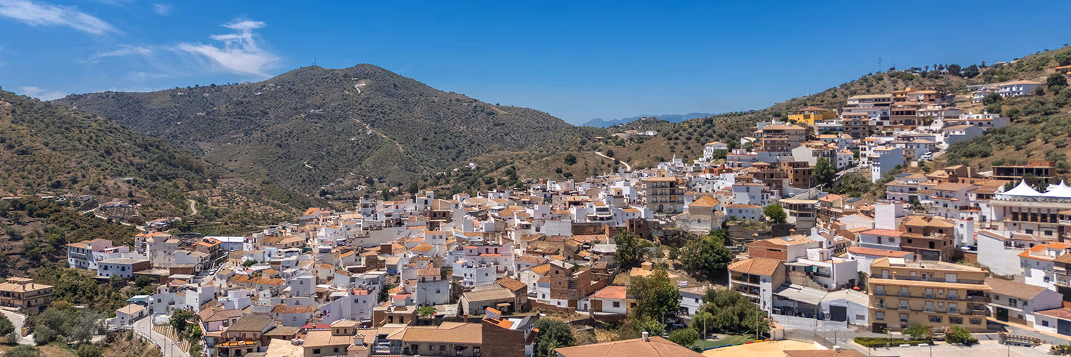 An aerial photograph of the town of Arenas in the Axarquía region of Málaga, taken by Jason Elliott for the eastofmalaga.com website.