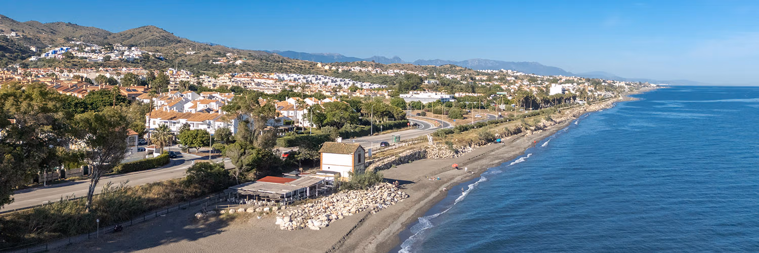 An aerial photograph of Chilches to the east of Málaga, taken by Jason Elliott for the eastofmalaga.com website. An aerial photograph of Chilches to the east of Málaga, taken by Jason Elliott for the eastofmalaga.com website.